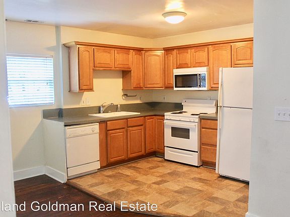 4th image of 1320 Longwood Dr