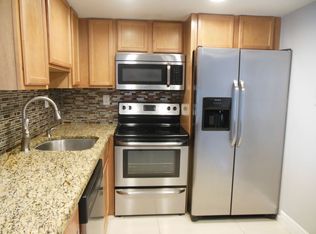 724 Executive Center Dr APT 34, West Palm Beach, FL 33401