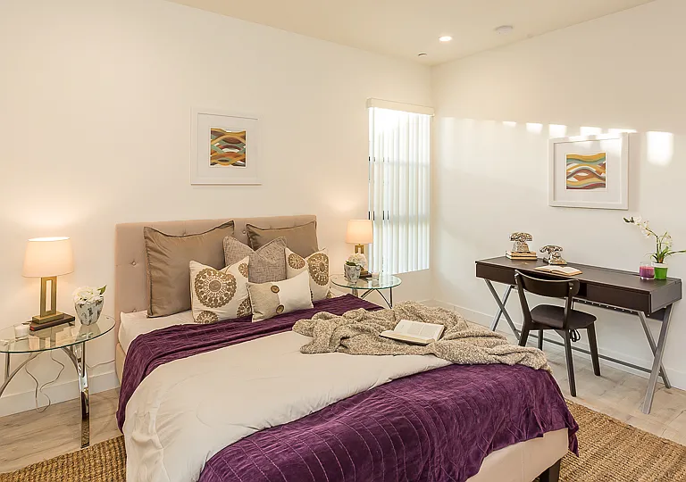 11269 Camarillo St #405 — Photo 8