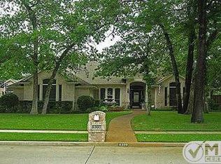 8300 Thorndyke Dr, North Richland Hills, TX 76182