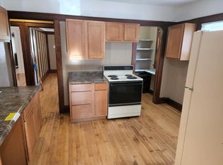 3329 N Oakland Ave, Milwaukee, WI 53211