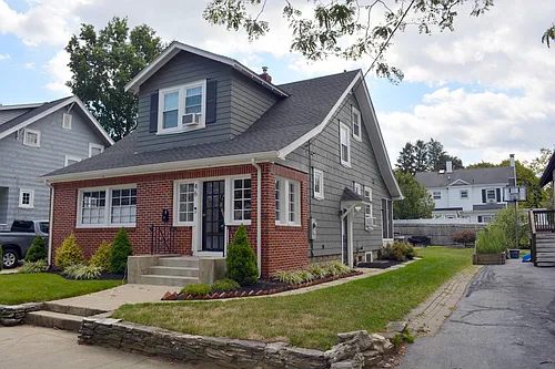 46 Forbes St Photo 1