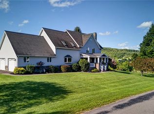 817 May Hill Rd, Columbia Cross Roads, PA 16914