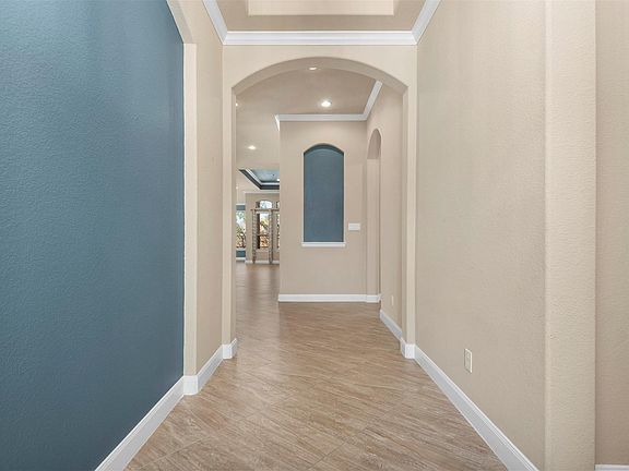 3rd image of 31429 Longwood Park Ln