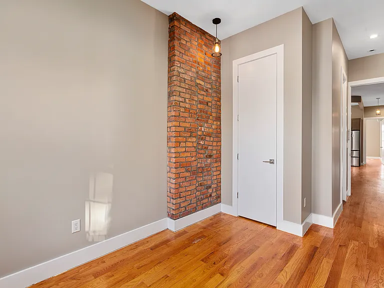 253 Hart St #2L — Photo 7