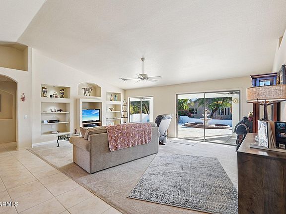 4th image of 15773 W LA REATA Avenue