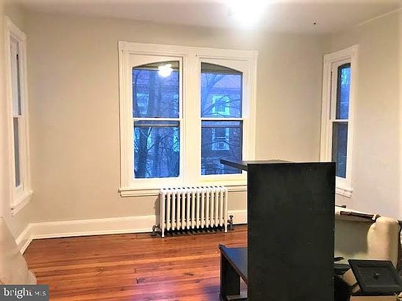 5th image of 302 S Darlington St #2