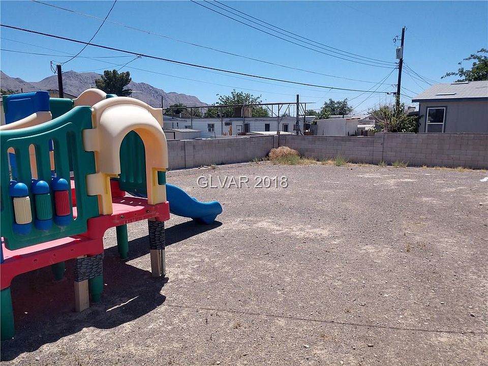 2nd image of 2252 N Christy Ln