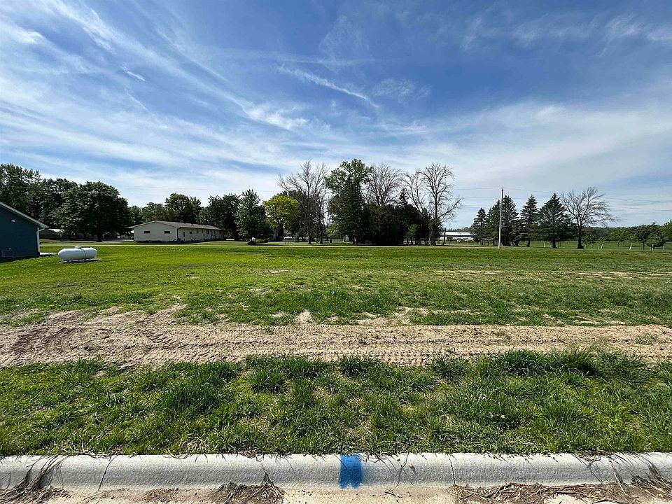 1st image of 103 Maverick Ln