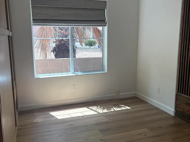 670 Brindle Dr — Photo 5