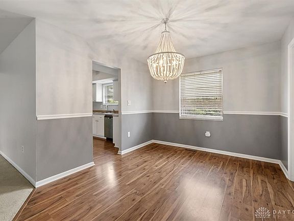 3rd image of 3792 Greenbay Dr