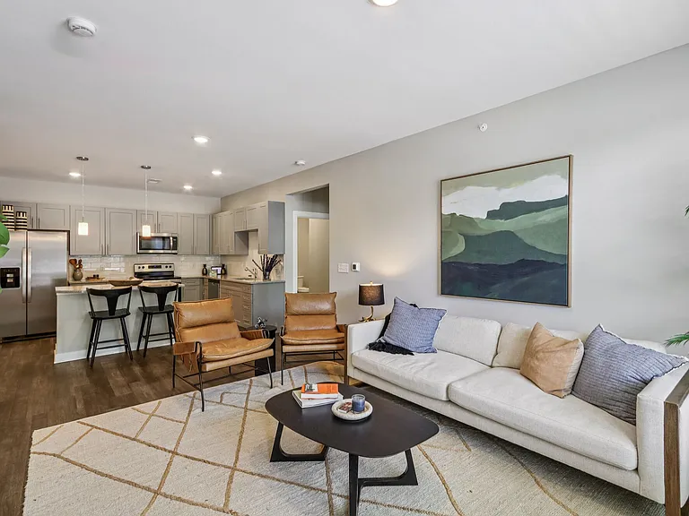 Founders Pointe Apartments — Photo 8