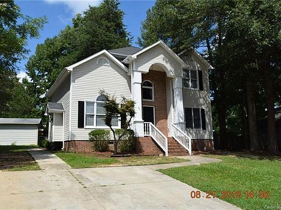 2nd image of 2184 Myrtlewoods Dr