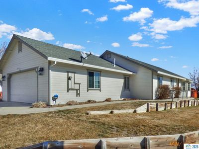 605 Pearl Cir, Susanville, CA, 96130