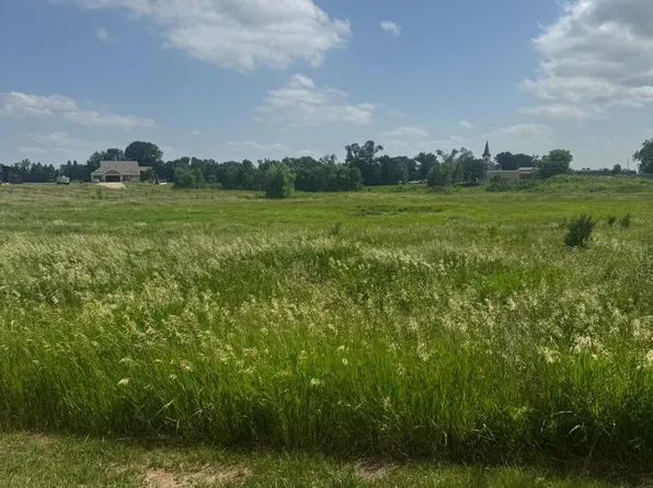 10682 Marty View Cir, Kimball, MN 55353