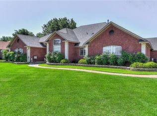 1200 N Bryant Ave, Moore, OK 73160