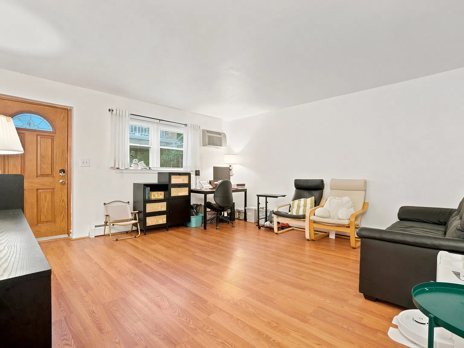 1 bed, 650 sqft, $2,000 — Photo 3