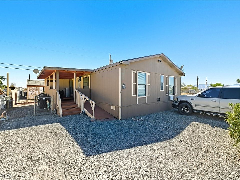1st image of 261 W Kite St
