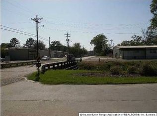 16465 Strain Rd, Baton Rouge, LA 70816