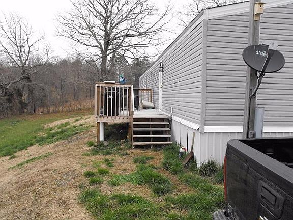 4th image of 295 Shiloh Dr