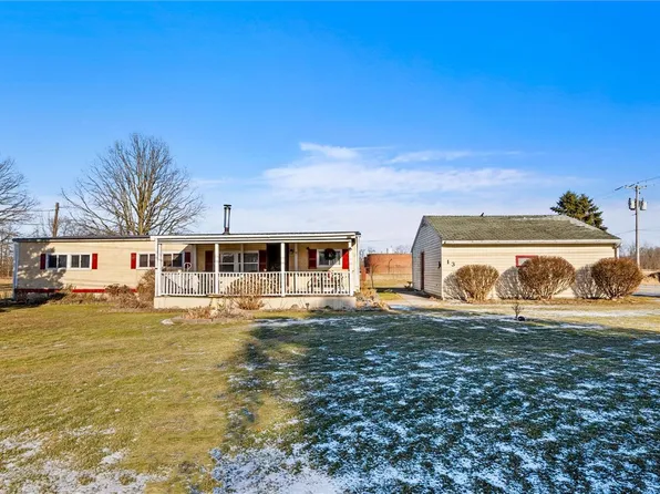 13 Sullivan St, Mount Morris, NY 14510