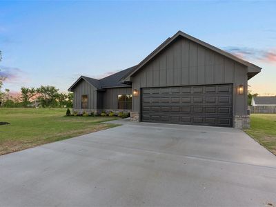37 Francis Dr, Bella Vista, AR, 72715