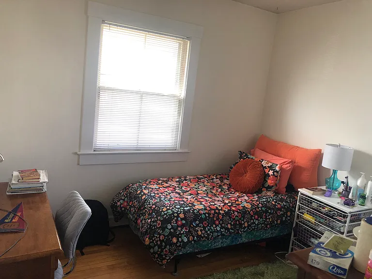 721 Catherine St #1 — Photo 7