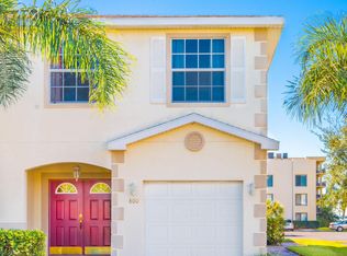 800 King Neptune Ln #D-1, Cape Canaveral, FL 32920