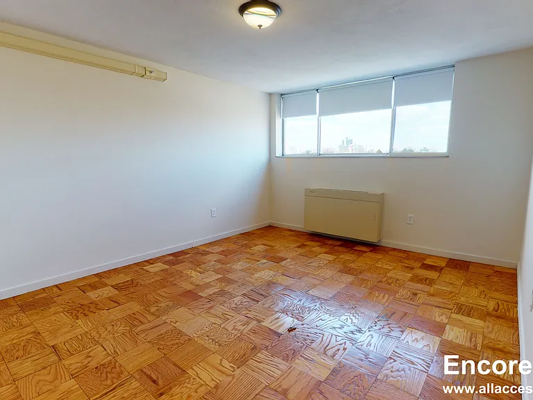 17 Monmouth Ct #D — Photo 25