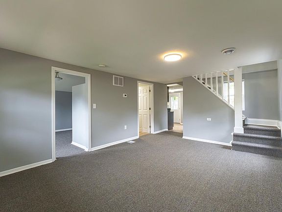 3rd image of 615 N Fourth STREET