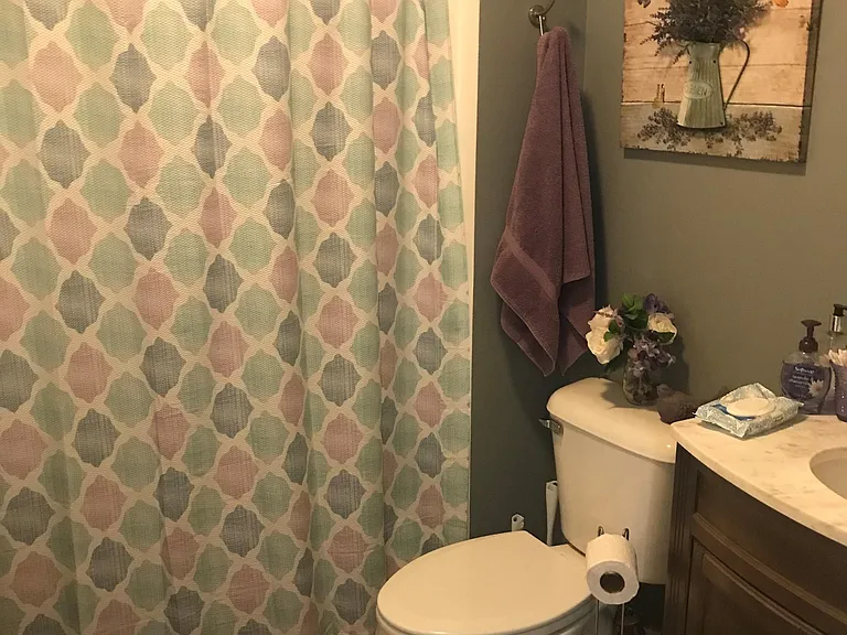 Full bath with tub located lg. Bedroom.
Not pictured is bath room w/shower located in hallway.