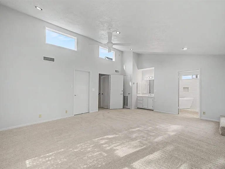 2723 Nottingham St — Photo 20