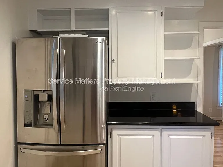 1401 E 34th St — Photo 17