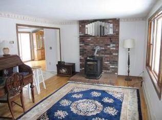 14 Stagecoach Dr, Sandown, NH 03873
