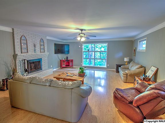 2nd image of 9521 Hemlock Dr SE