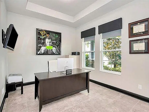 3 bed, 2200 sqft, $3,395 — Photo 4