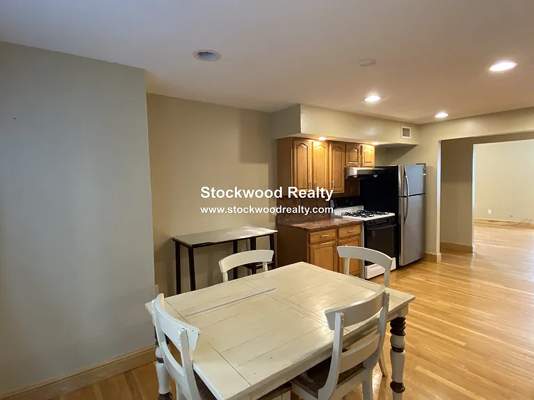 38 Mount Vernon St #2 — Photo 11