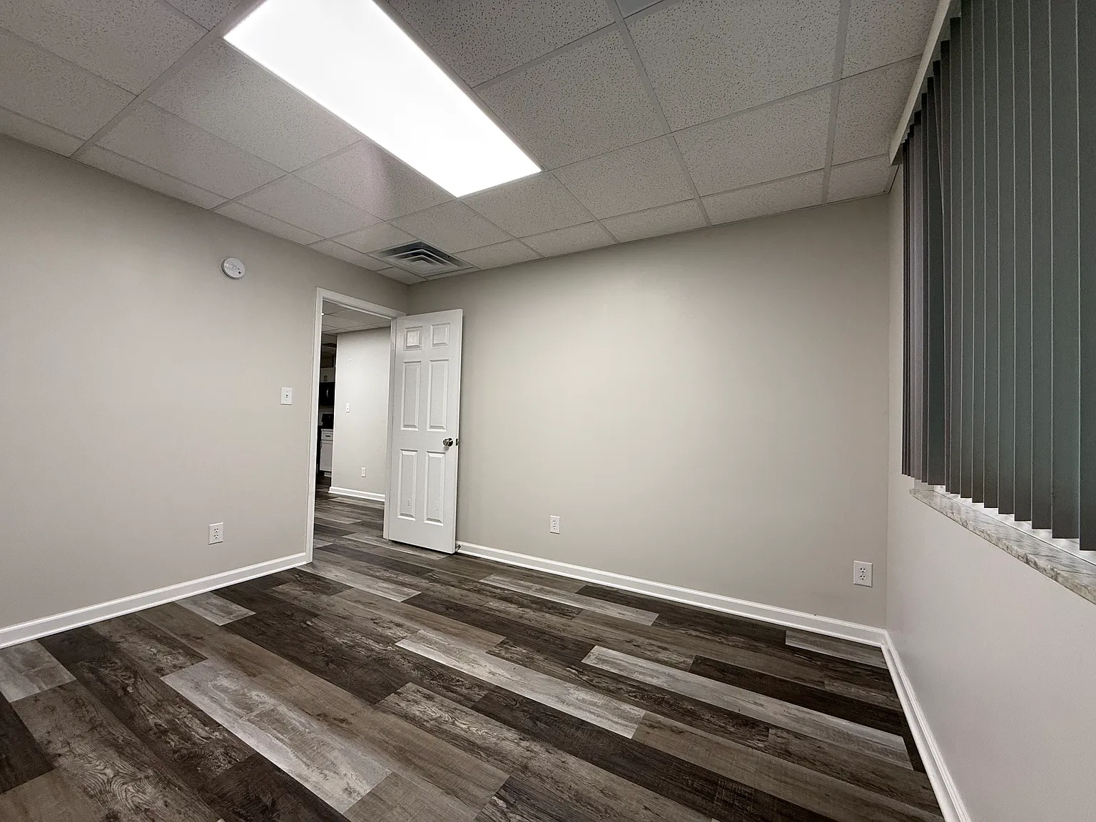 2 bed, 1000 sqft, $900 — Photo 3