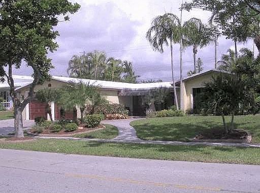 2nd image of 2309 SE 19th Pl
