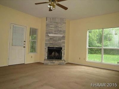3rd image of 1906 Sumac Dr