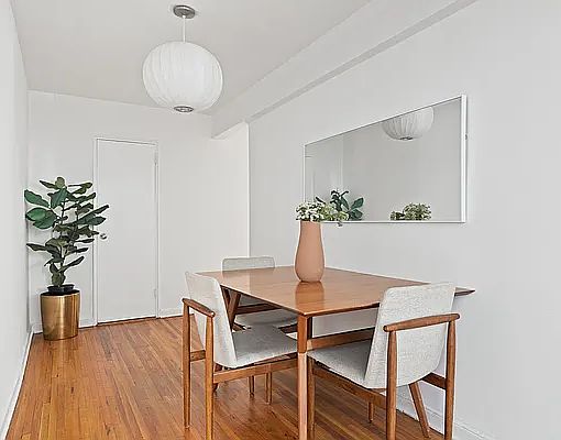 2nd image of 221 McDonald Ave APT 4L
