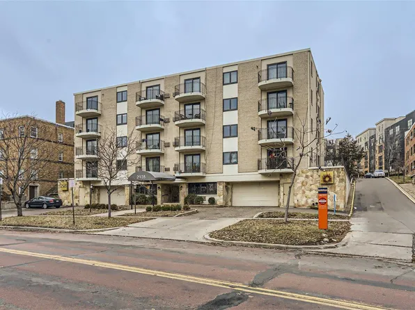 2928 Dean Pkwy APT 3C, Minneapolis, MN 55416