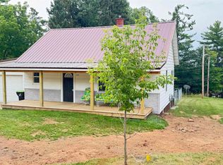 835 E I St, Iron Mountain, MI 49801