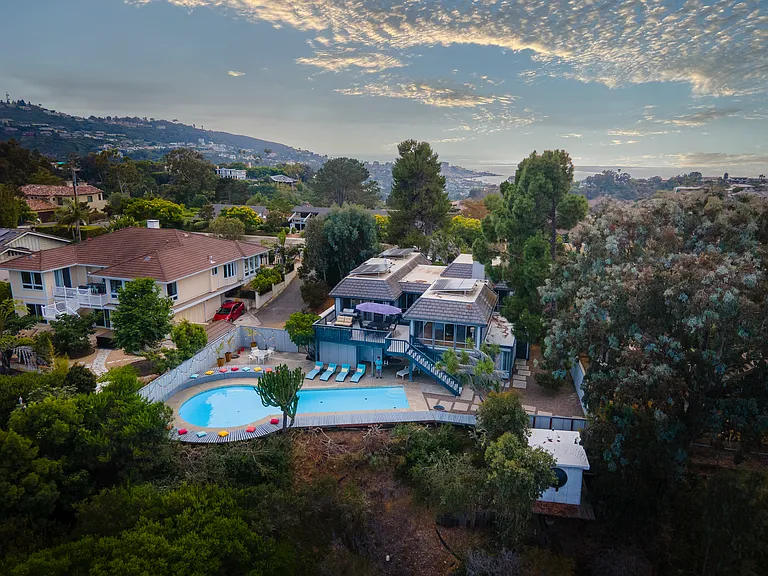 8143 La Jolla Scenic Dr N — Photo 43