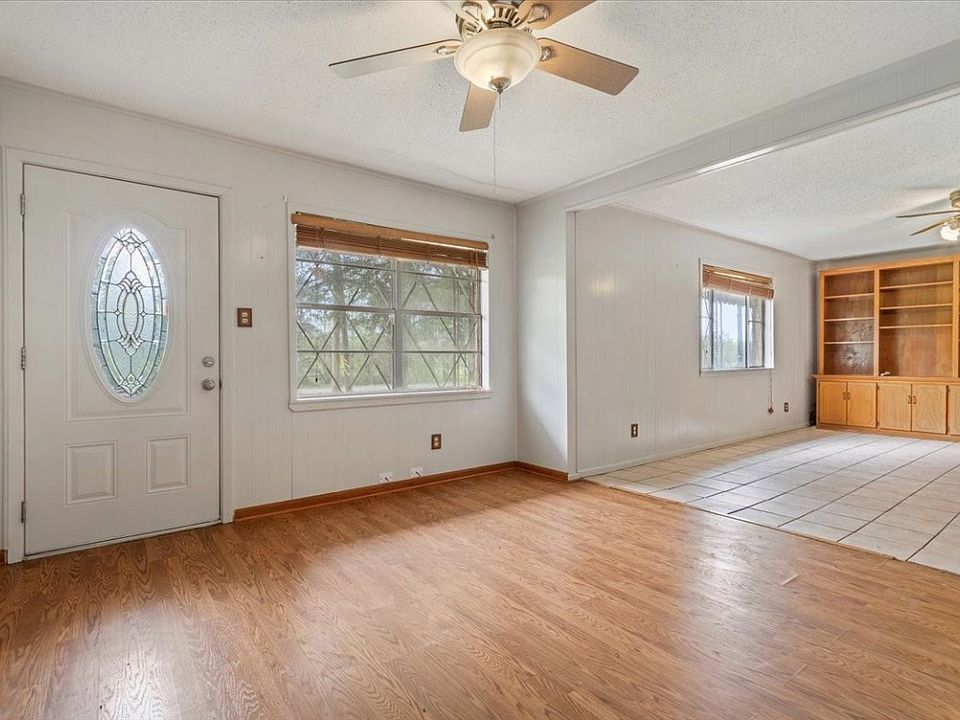 1st image of 218 Burnim Ave