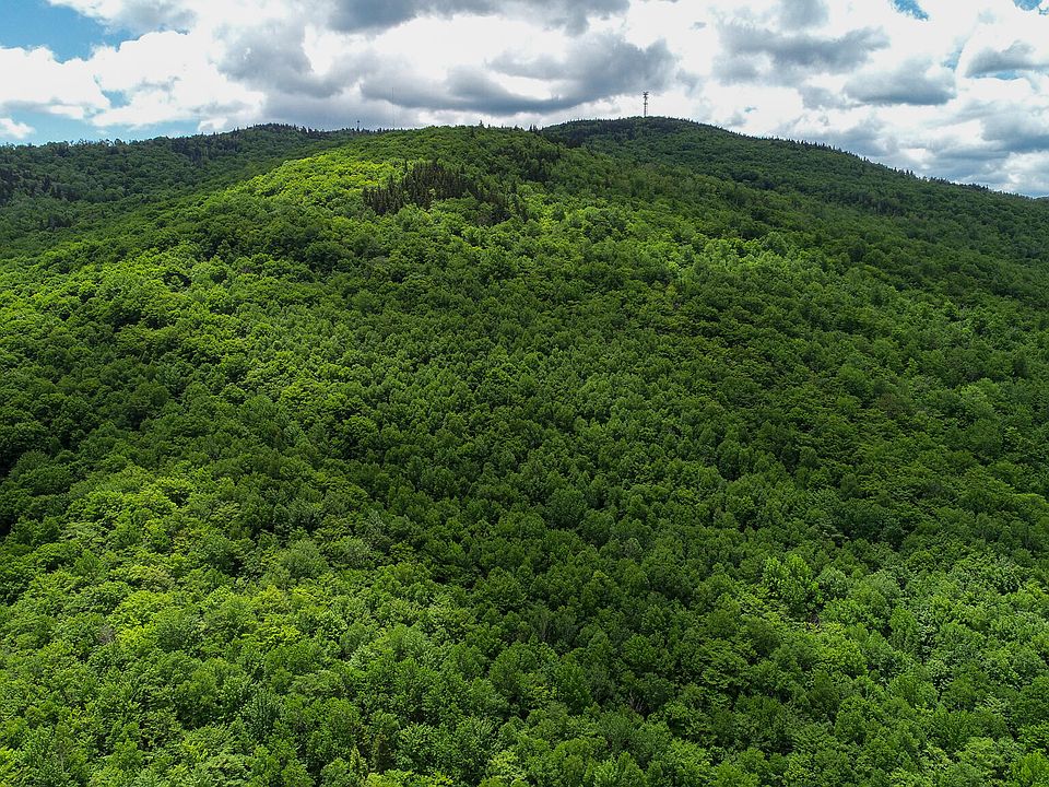 2nd image of Map 402 Lot 9