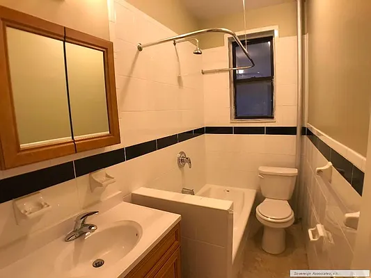 Rented by Sovereign Associates | media 14