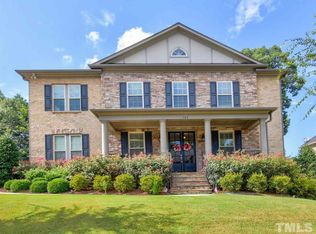 104 Feathercrest Ln, Apex, NC 27539