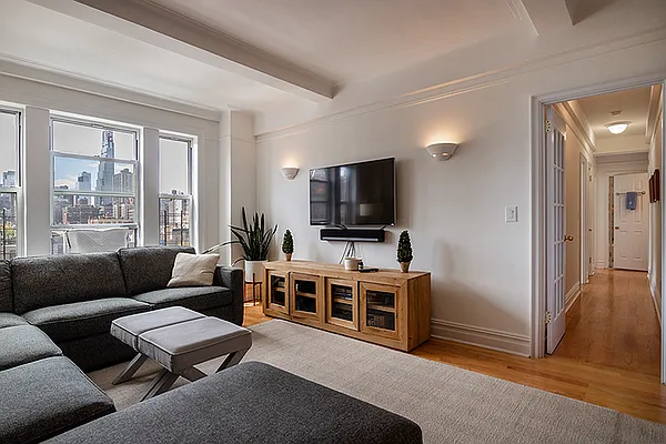 Rented by Compass | media 1