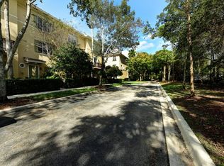 122 Morning Dew Cir, Jupiter, FL 33458